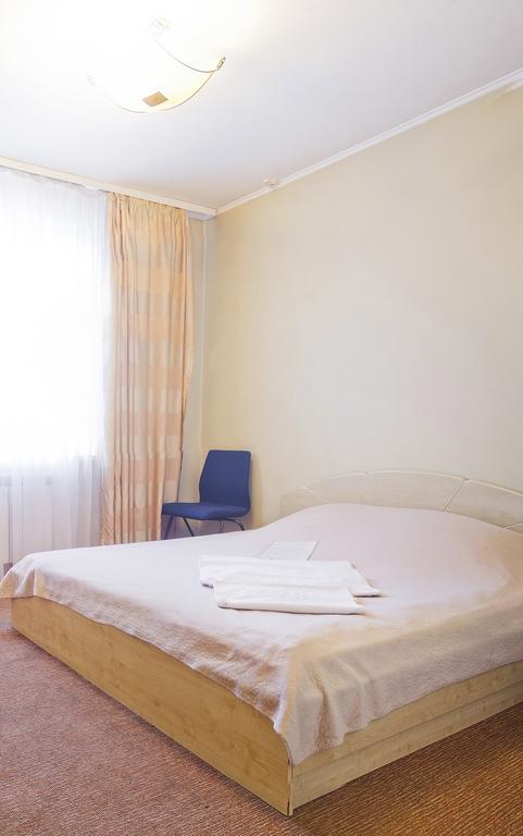 Motel Ivano Frankivsk Ruang foto